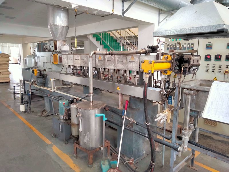 Sichuan Sunshine Plastics Co., LTD. línea de producción del fabricante